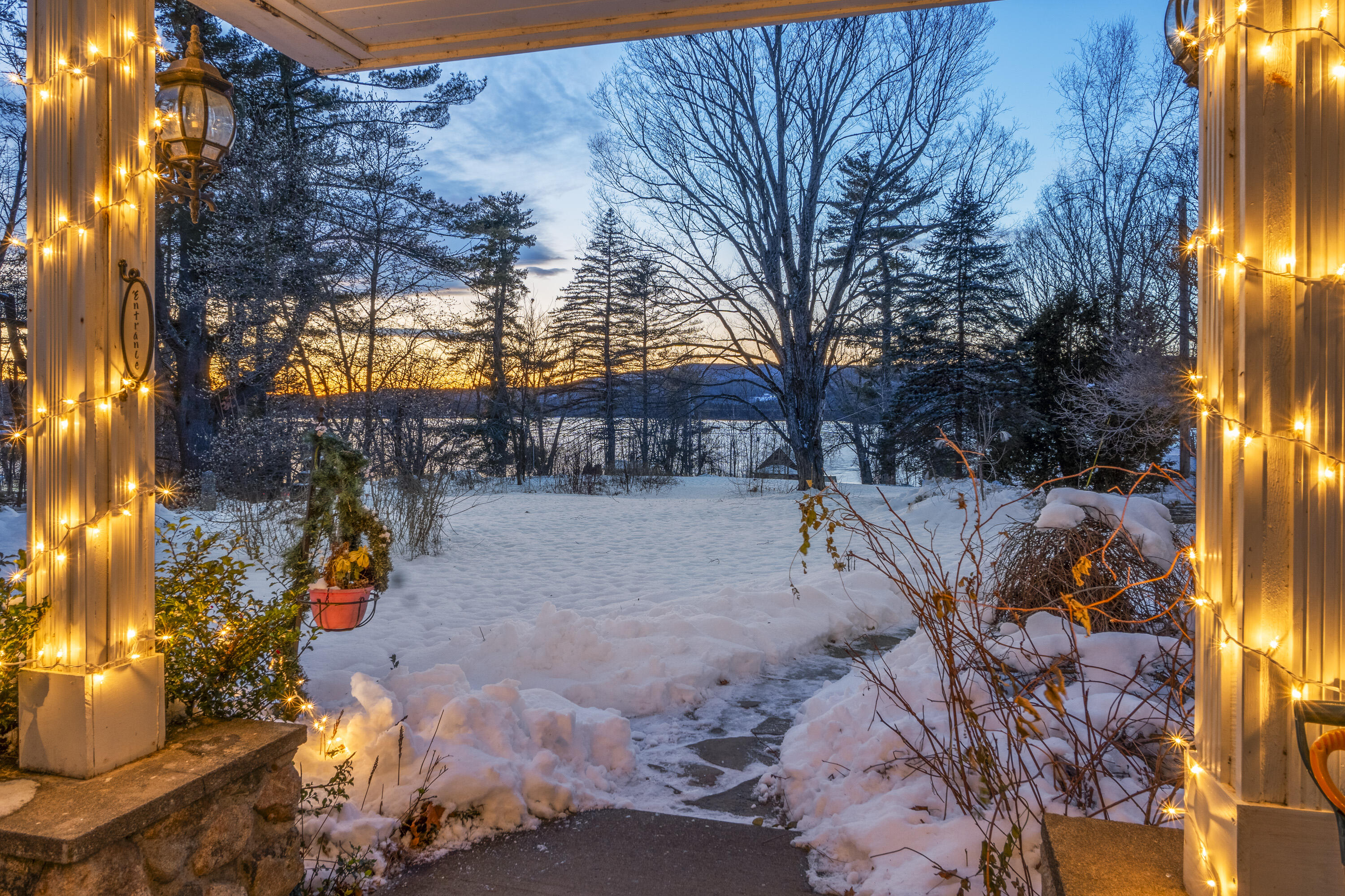 9 Dry Point Drive Rome ME 04963