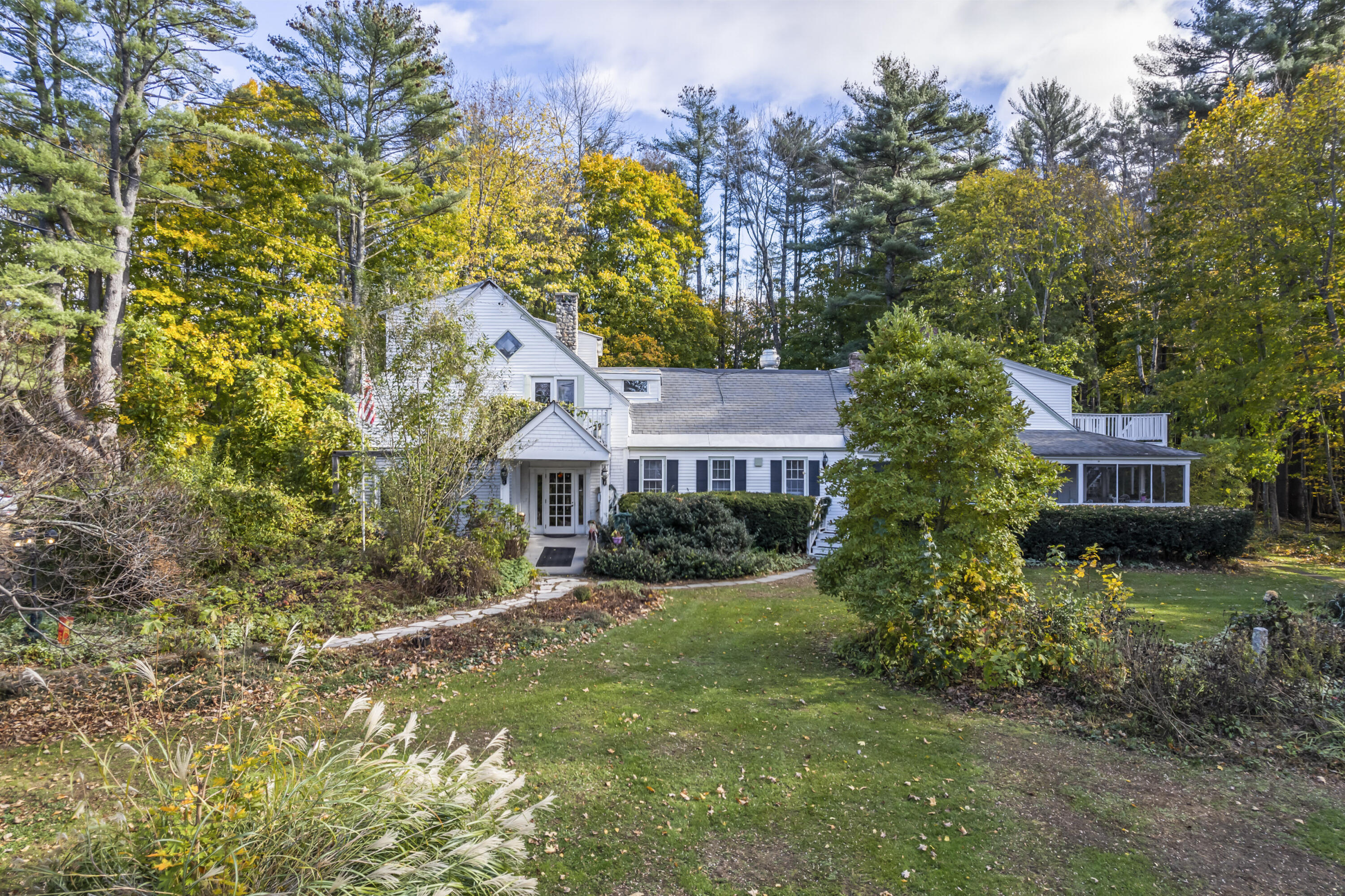 9 Dry Point Drive Rome ME 04963