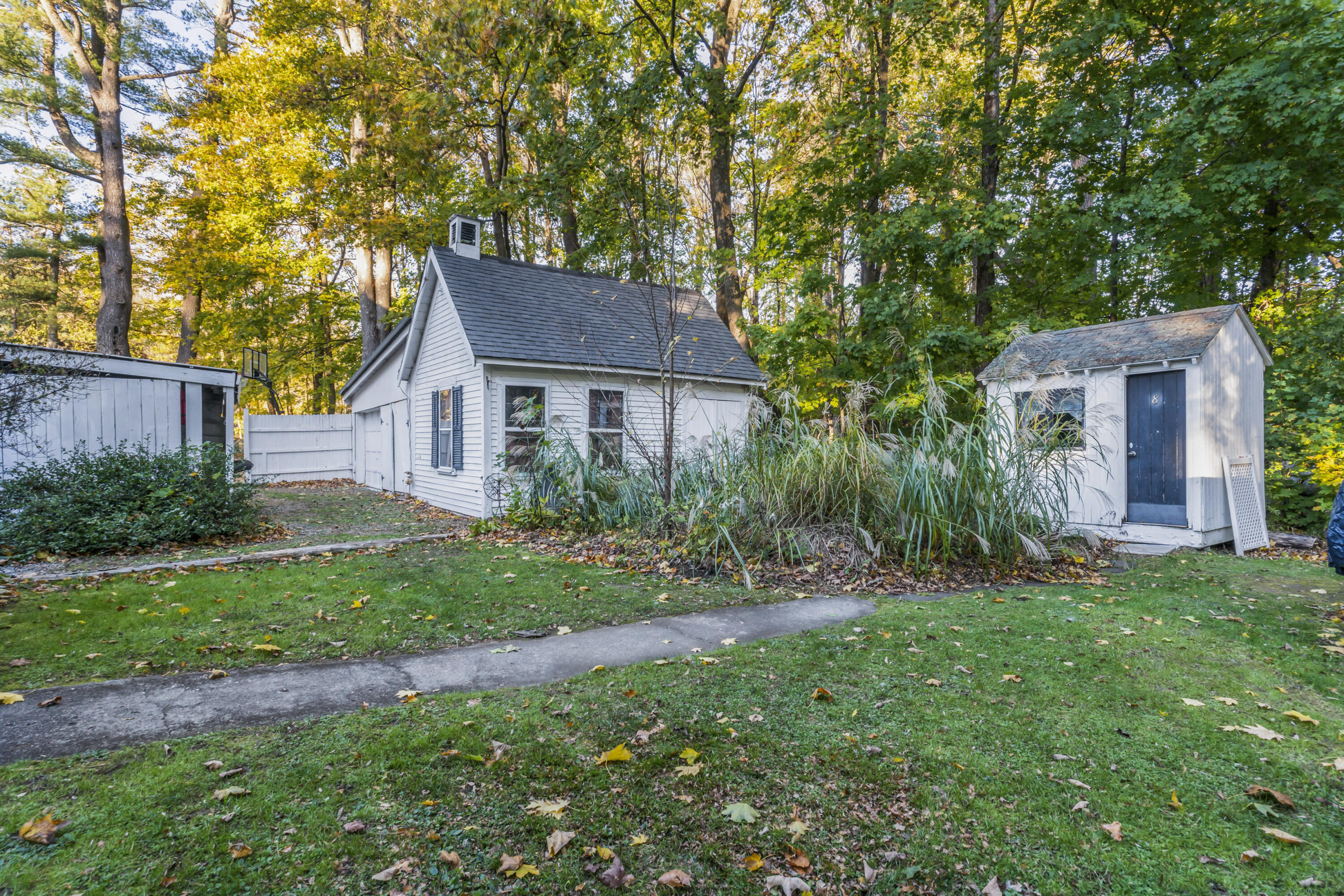 9 Dry Point Drive Rome ME 04963