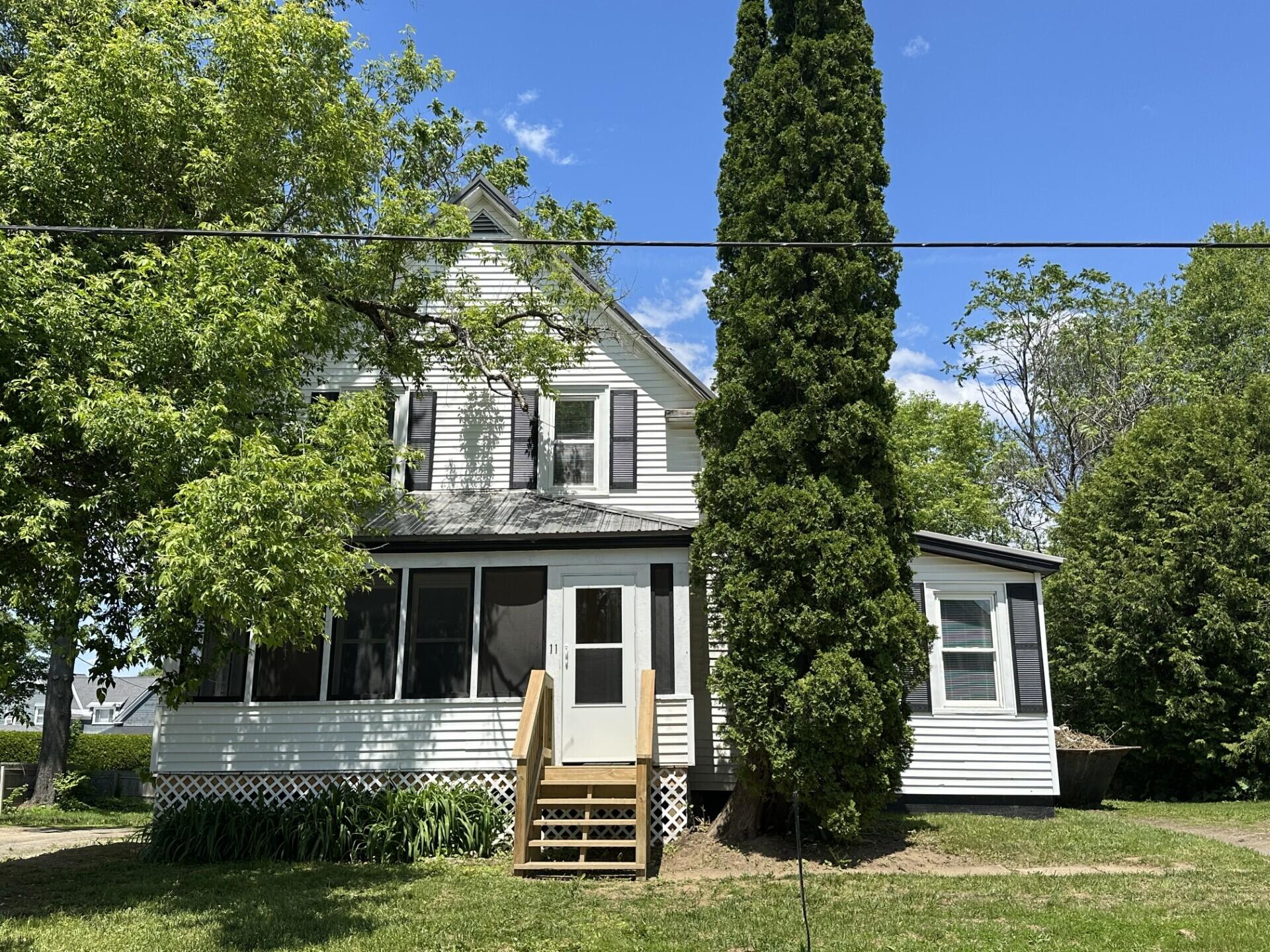 11 Sunnyside Street Houlton ME 04730