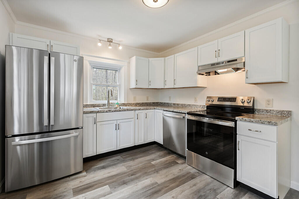 204 Cony Street Augusta ME 04330