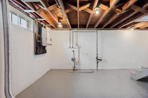204 Cony Street Augusta ME 04330