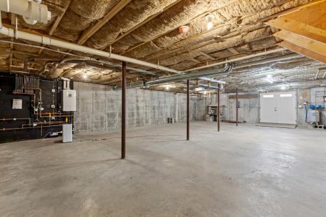 8 Summer Way Cumberland ME 04021