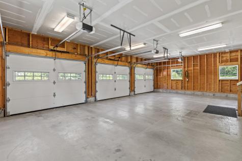 8 Summer Way Cumberland ME 04021