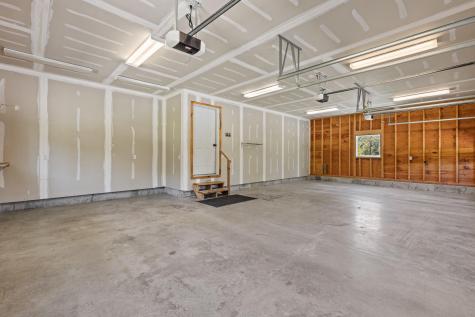 8 Summer Way Cumberland ME 04021