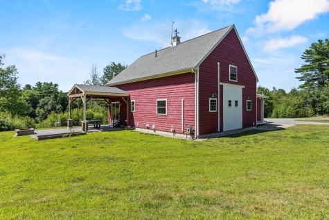 8 Summer Way Cumberland ME 04021