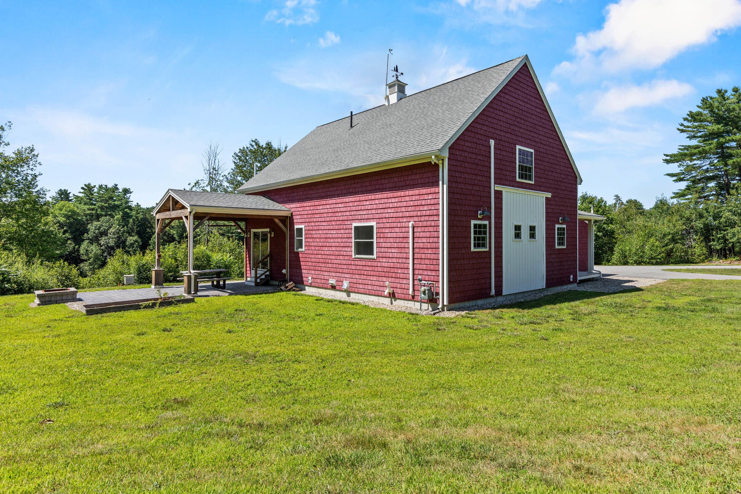 8 Summer Way Cumberland ME 04021