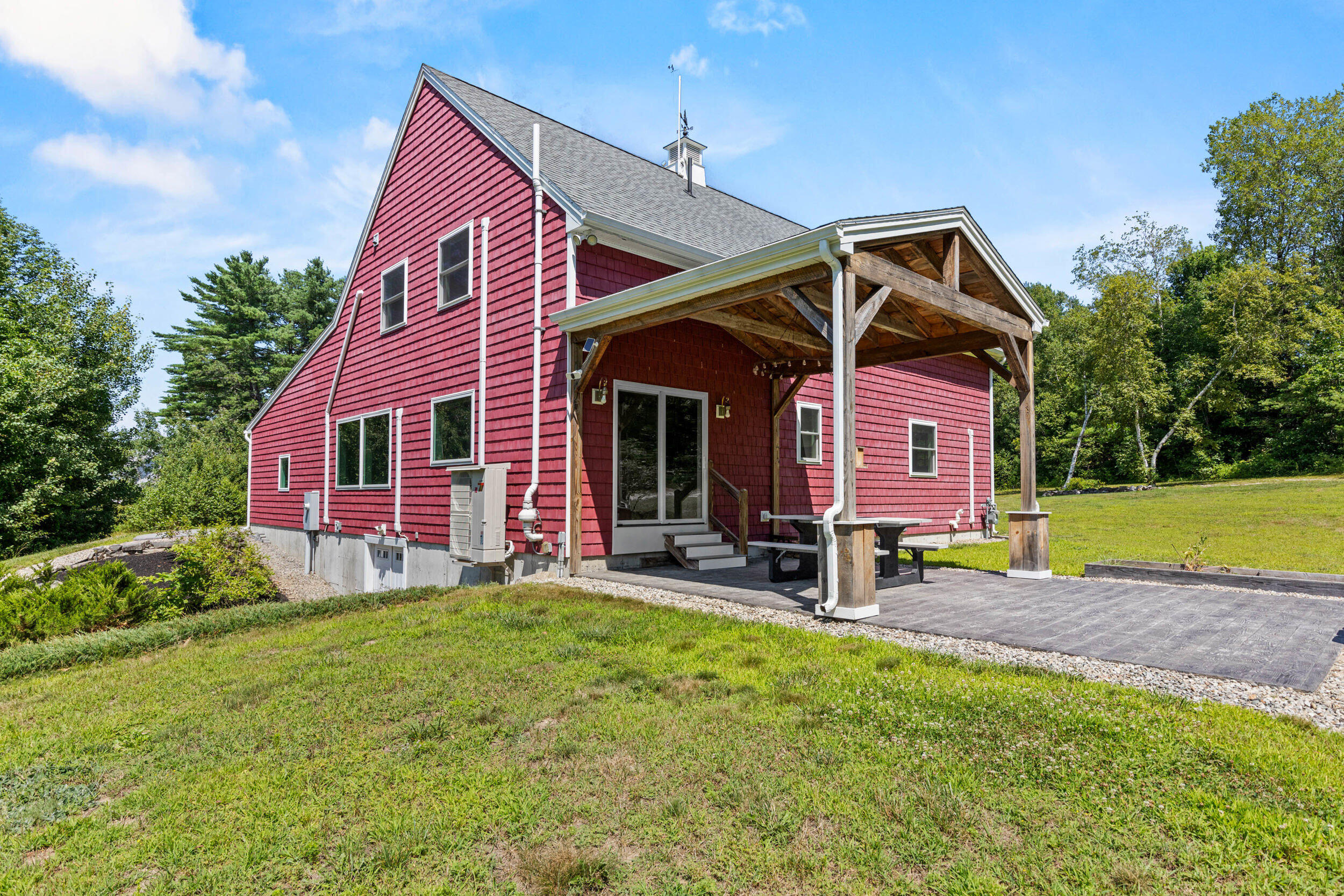 8 Summer Way Cumberland ME 04021