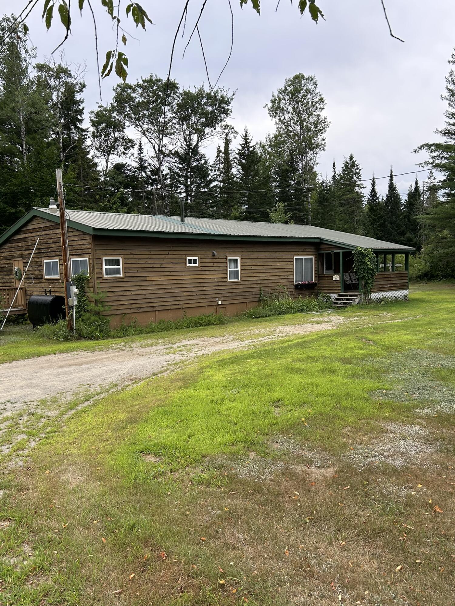 5,10,11 Country Lane Kingfield ME 04947