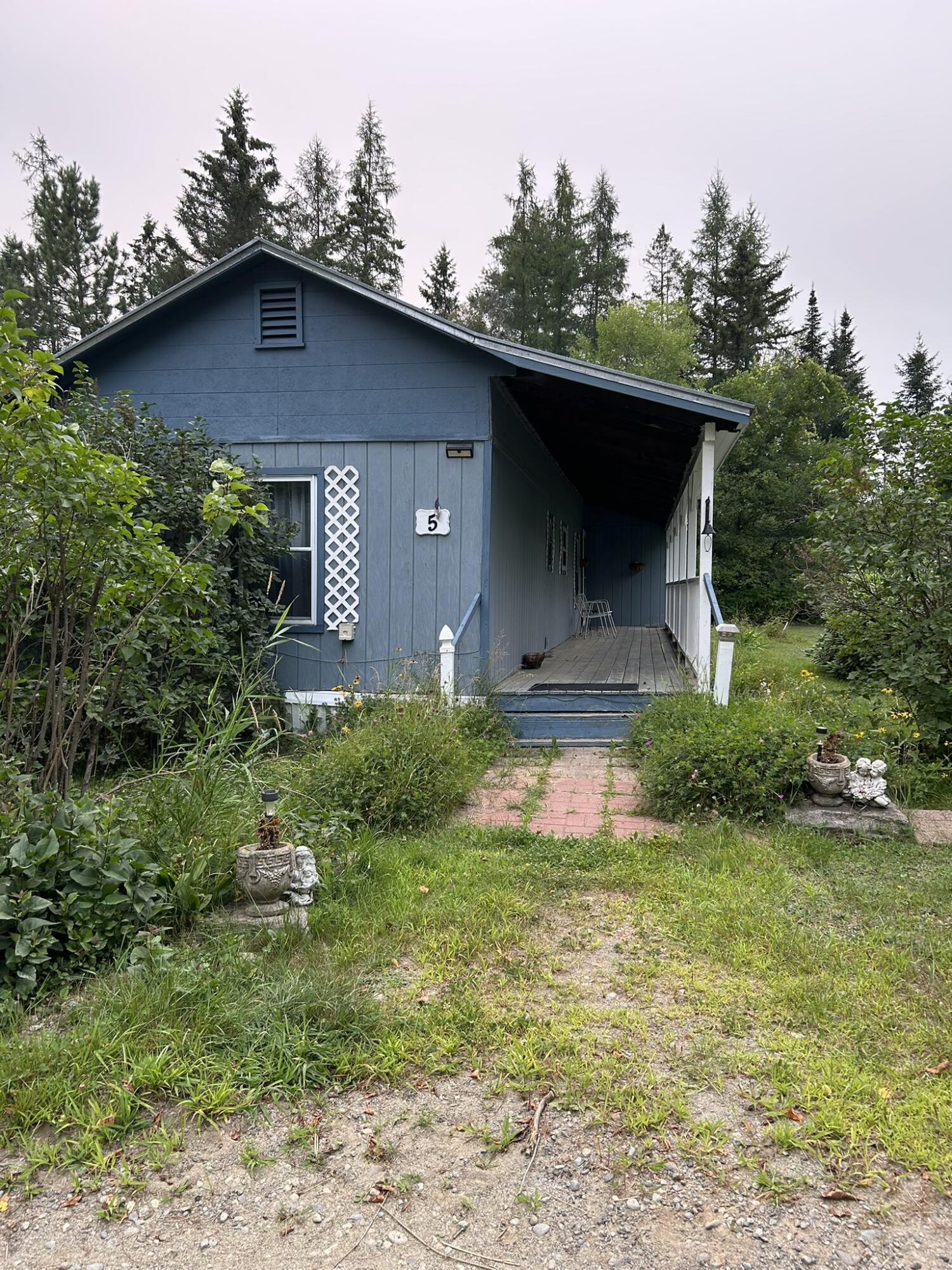 5,10,11 Country Lane Kingfield ME 04947