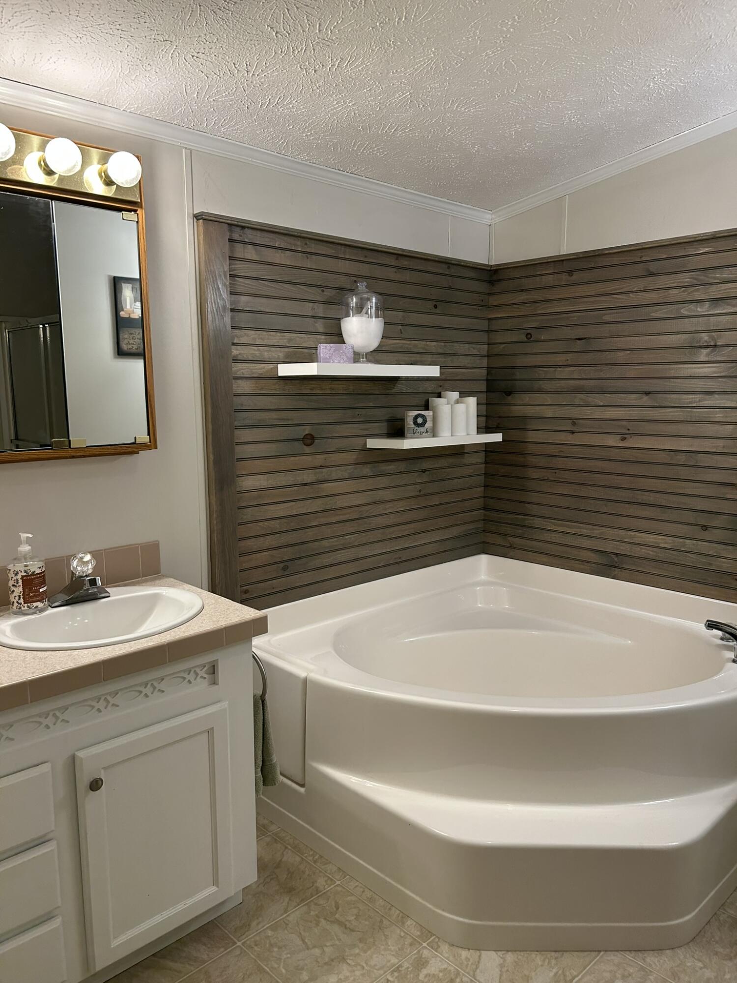 5,10,11 Country Lane Kingfield ME 04947