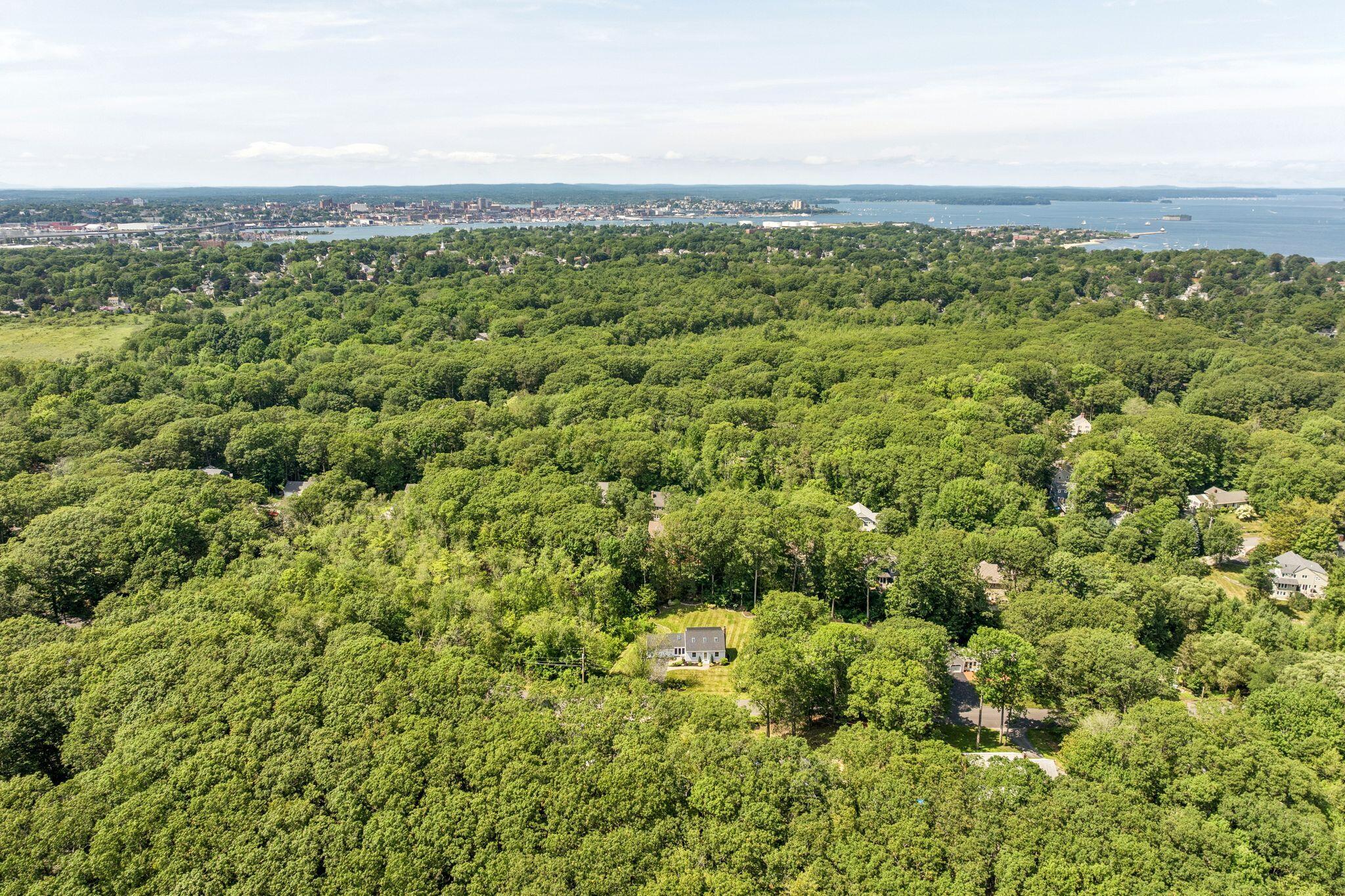 131 Oakhurst Road Cape Elizabeth ME 04107