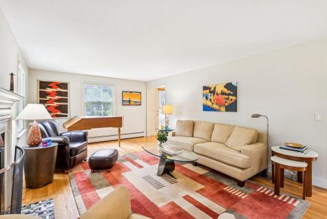 131 Oakhurst Road Cape Elizabeth ME 04107