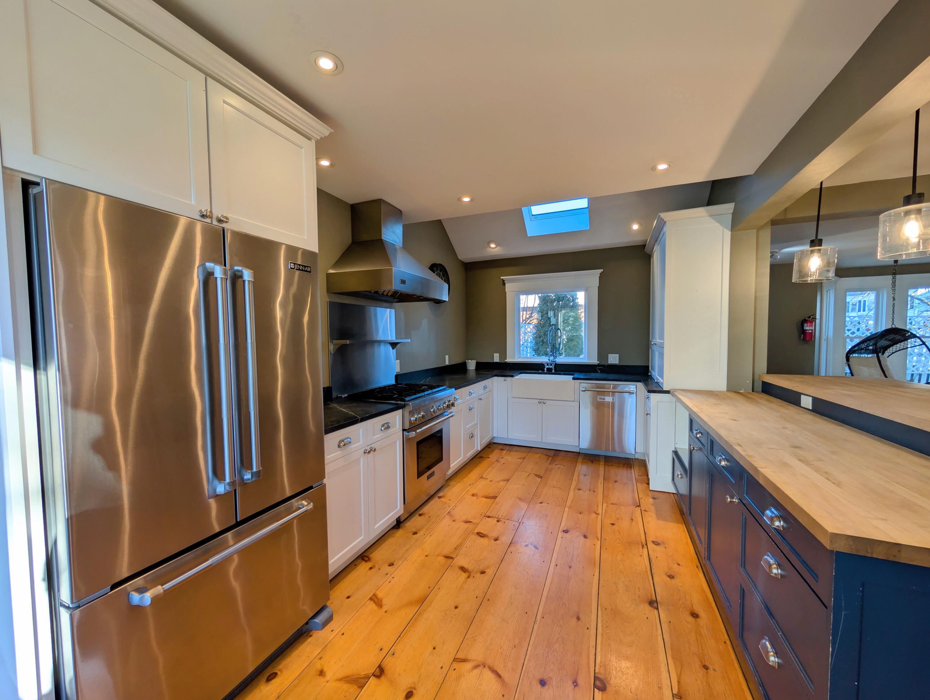 17 Market Street North Berwick ME 03906