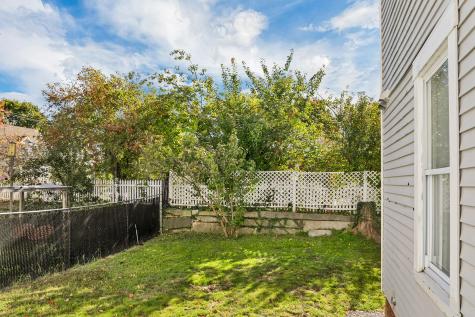 17 Market Street North Berwick ME 03906