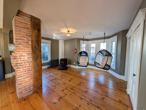 17 Market Street North Berwick ME 03906