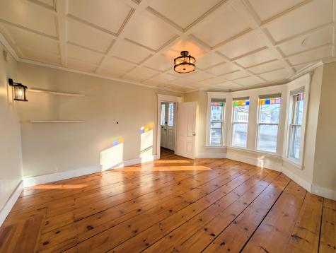 17 Market Street North Berwick ME 03906