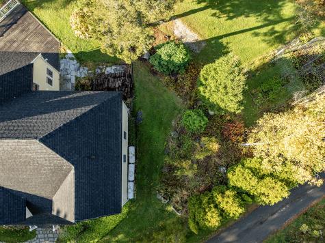 24 Timbercliffe Drive Camden ME 04843