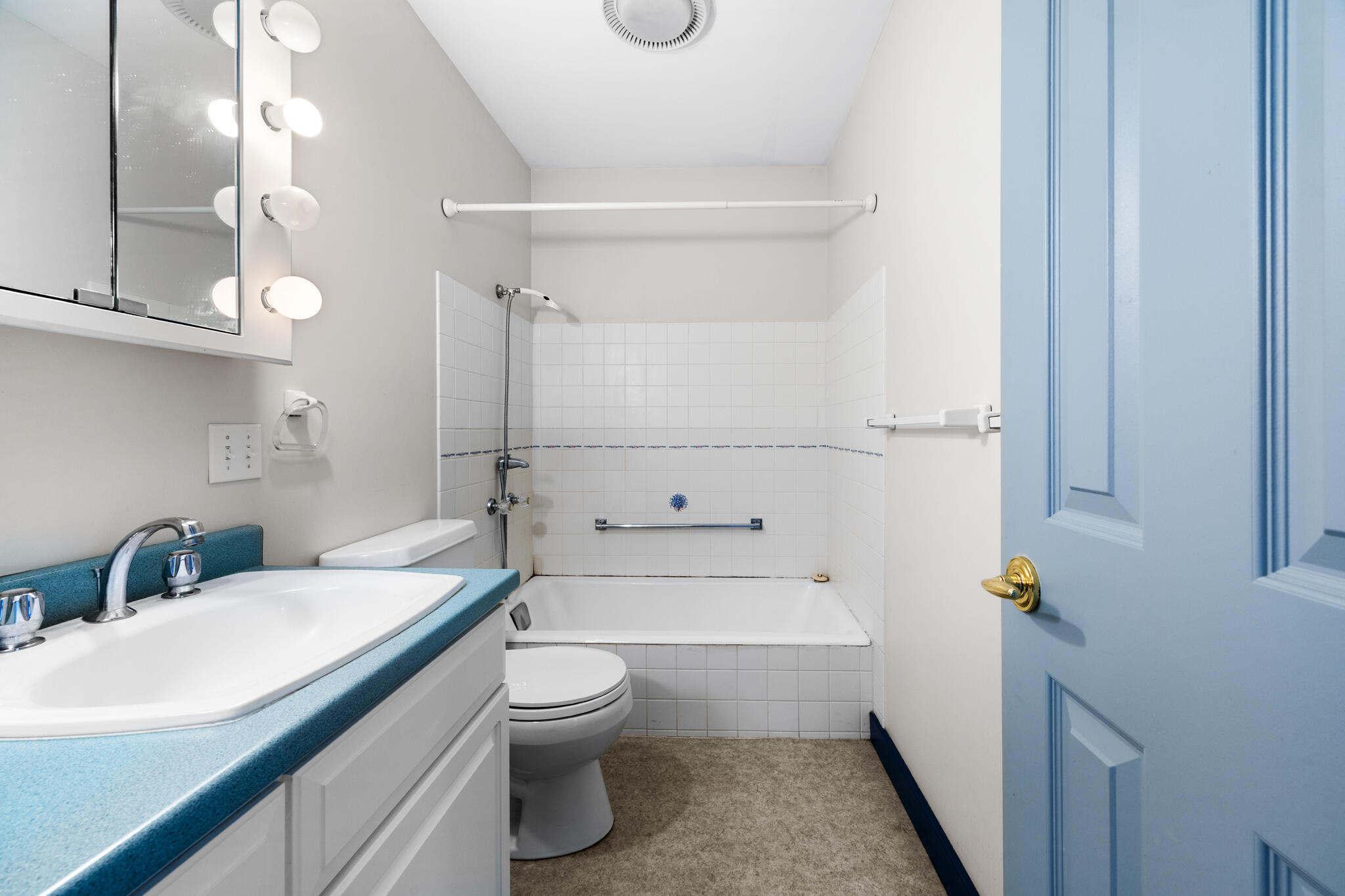 563 Newbury Neck Road Surry ME 04684