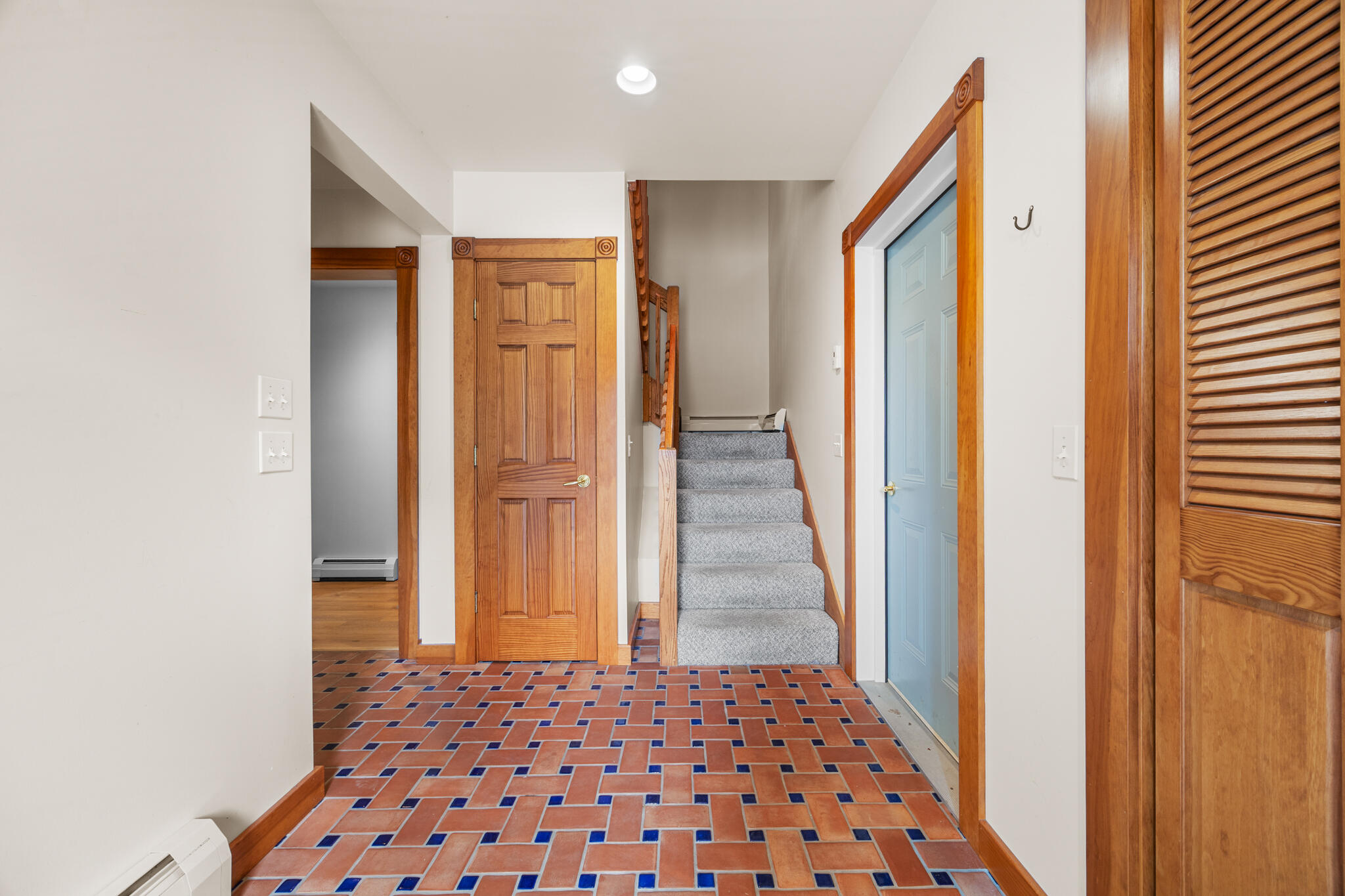 563 Newbury Neck Road Surry ME 04684