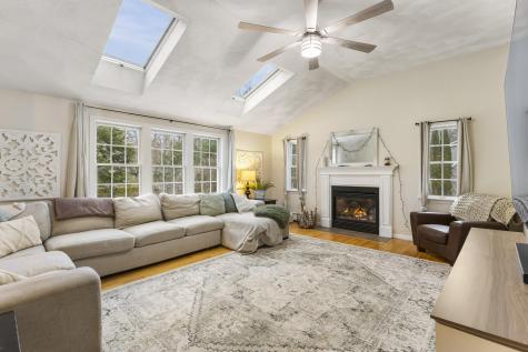 6 Kestrel Circle York ME 03909