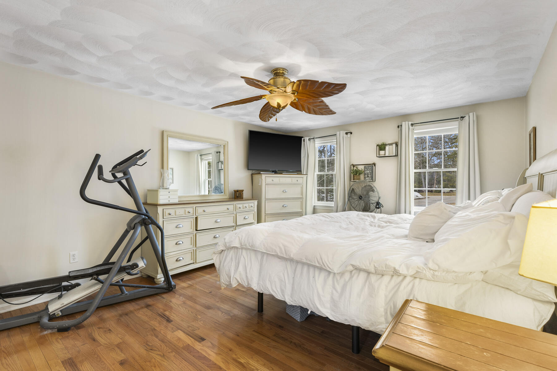 6 Kestrel Circle York ME 03909
