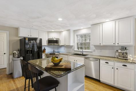 6 Kestrel Circle York ME 03909