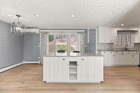 8 Ledge Road Cumberland ME 04110