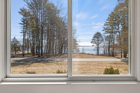 8 Ledge Road Cumberland ME 04110