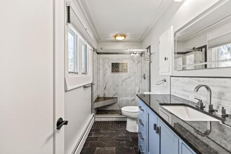 8 Ledge Road Cumberland ME 04110