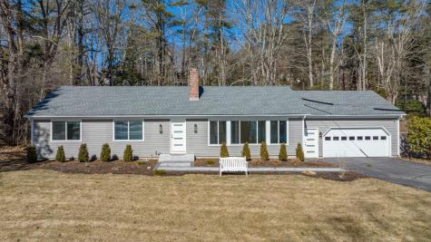 8 Ledge Road Cumberland ME 04110