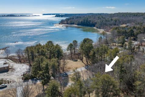 8 Ledge Road Cumberland ME 04110