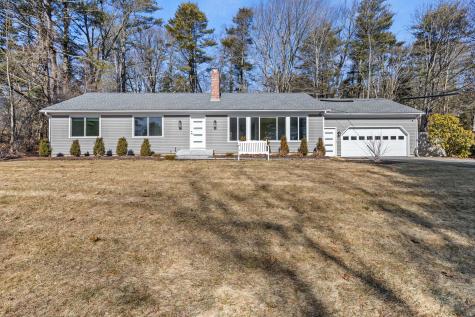 8 Ledge Road Cumberland ME 04110