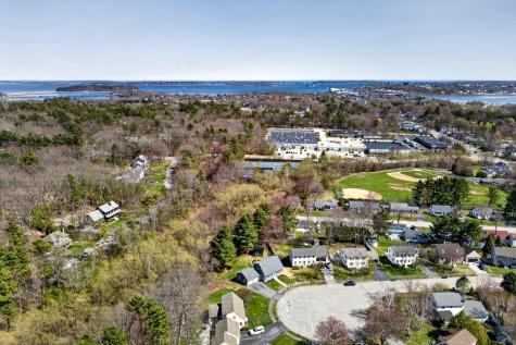 65 Felicia Lane Portland ME 04103