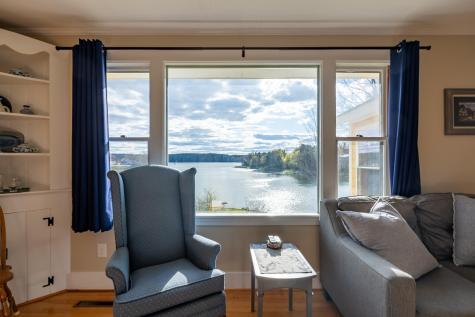61 Bristol Road Damariscotta ME 04543