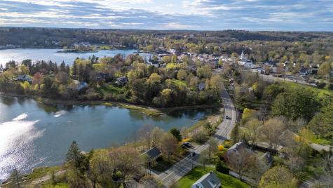 61 Bristol Road Damariscotta ME 04543