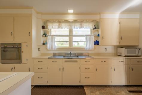 61 Bristol Road Damariscotta ME 04543