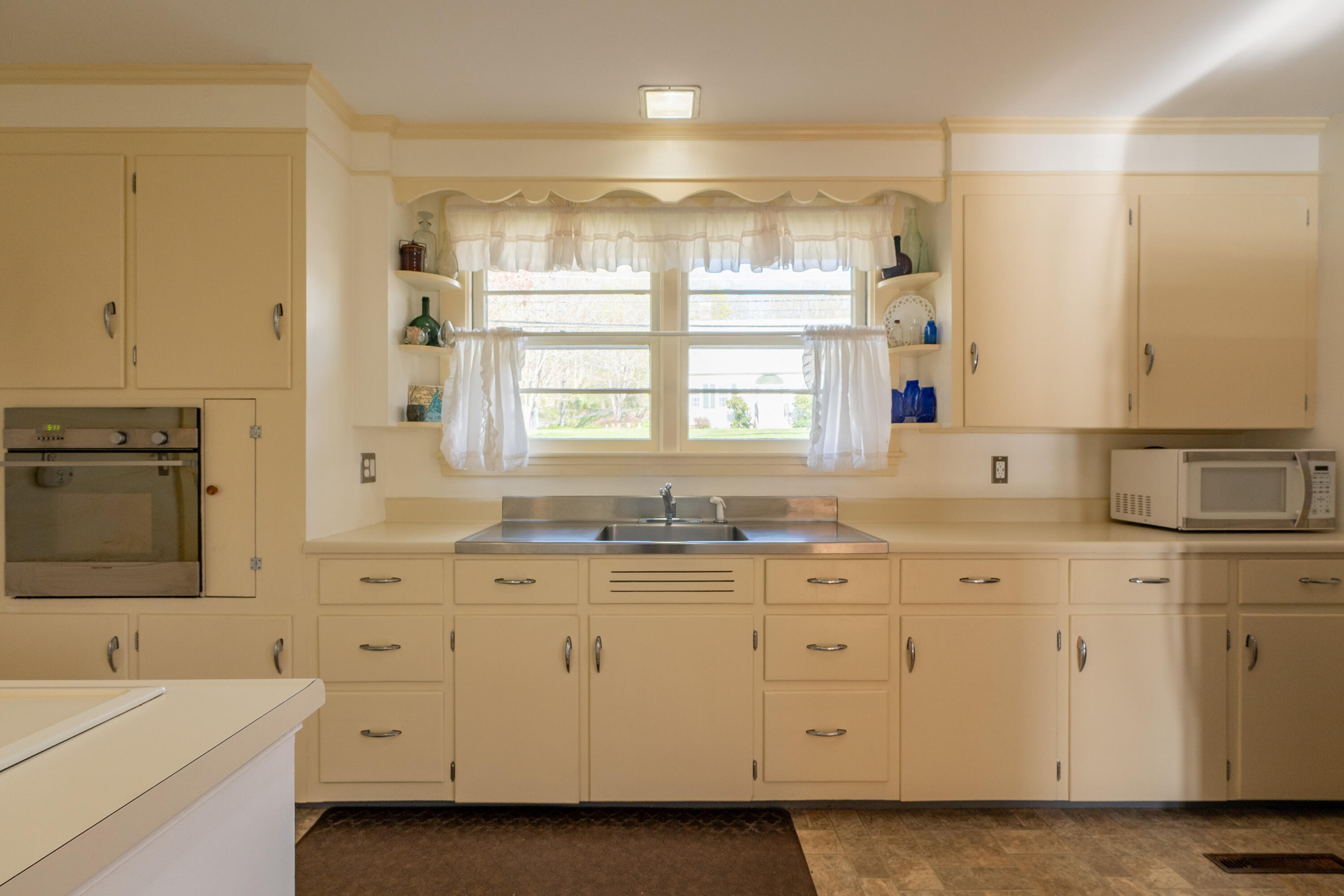 61 Bristol Road Damariscotta ME 04543