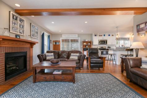 19 Astilbe Lane Yarmouth ME 04096