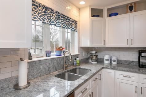 19 Astilbe Lane Yarmouth ME 04096