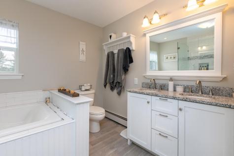 19 Astilbe Lane Yarmouth ME 04096