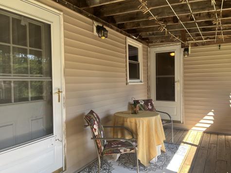 27 Vivian Street Auburn ME 04210
