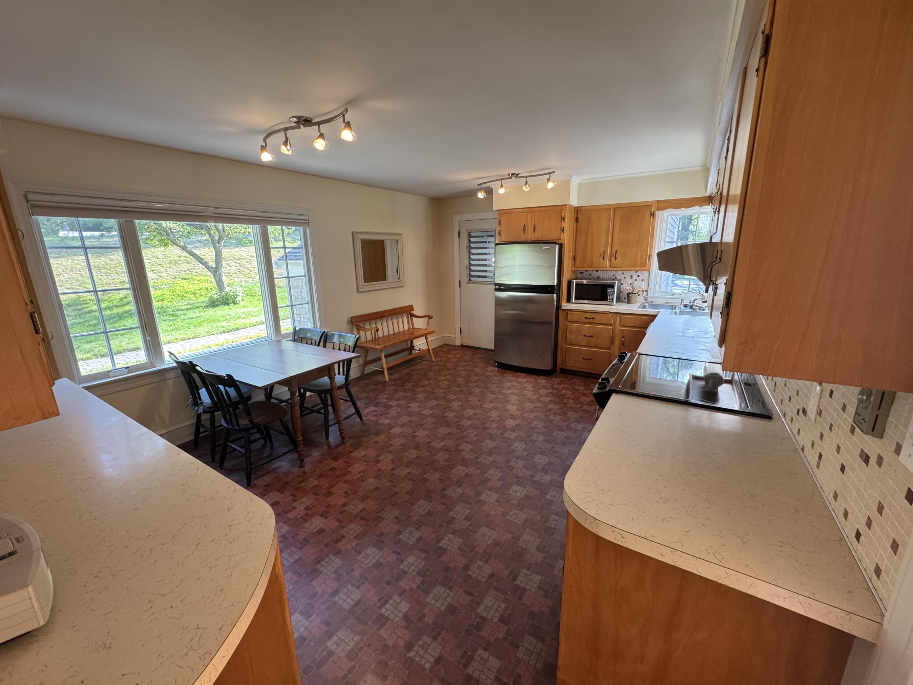 10 Pheasant Hill Road Cape Elizabeth ME 04107