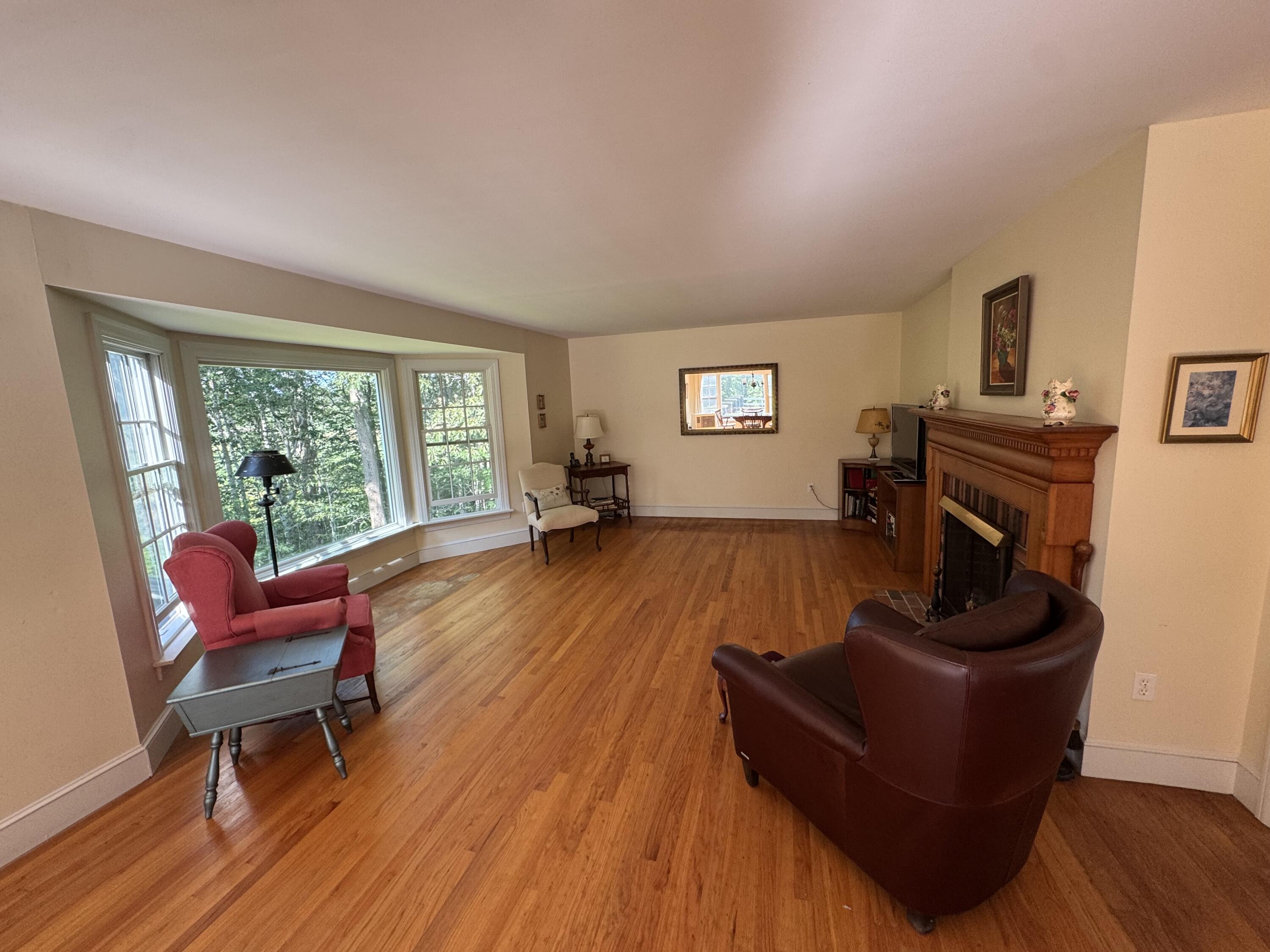 10 Pheasant Hill Road Cape Elizabeth ME 04107