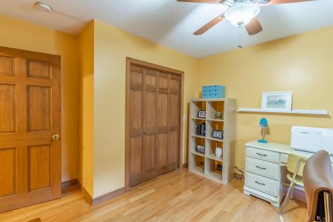 41 Dimsdale Avenue Lewiston ME 04240