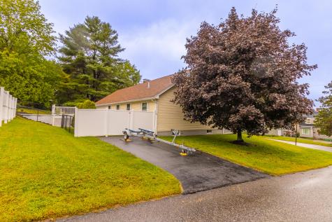 41 Dimsdale Avenue Lewiston ME 04240