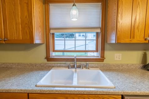 41 Dimsdale Avenue Lewiston ME 04240