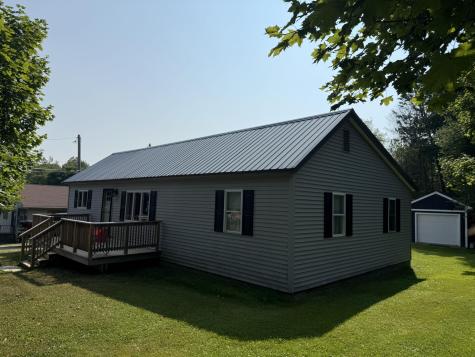 35 Maple Street Baileyville ME 04694