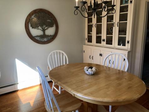 16 Allen Avenue Extension Falmouth ME 04105