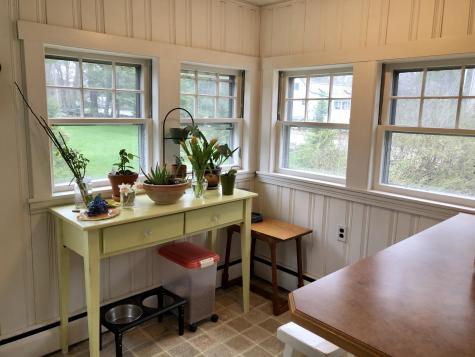 16 Allen Avenue Extension Falmouth ME 04105